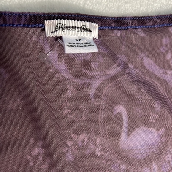 Kimchi Blue Small Top Clementine Femme Top purple mesh swan print purple - Picture 8 of 9